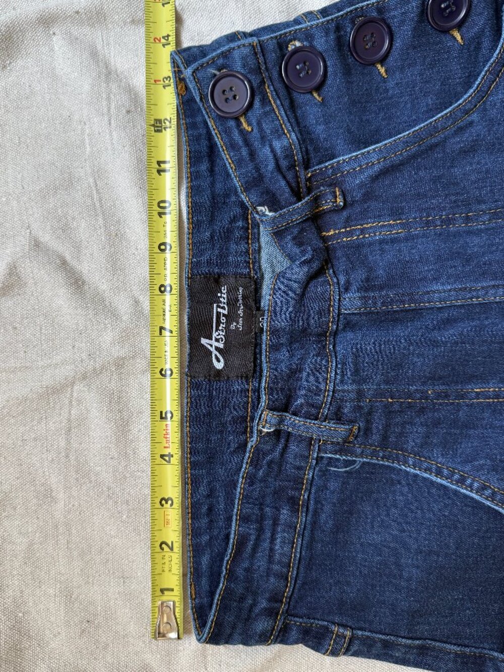 Astro Bettie Midge Button Vintage Style High Rise Jeans Indigo Size 30 EUC - Picture 7 of 10